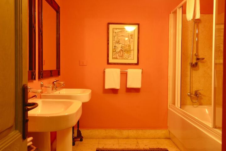 Room 19 of 29