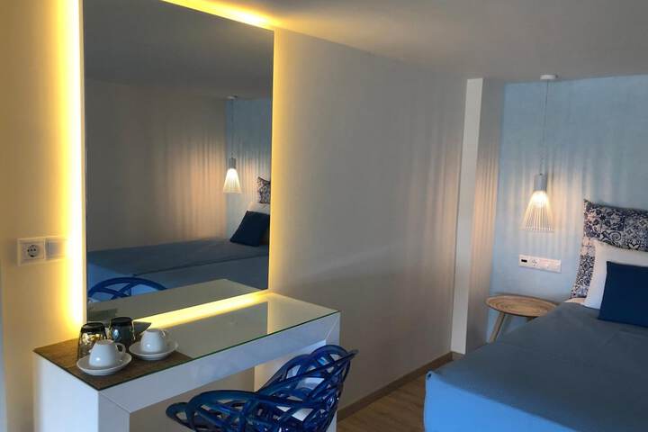 Room 17 of 50