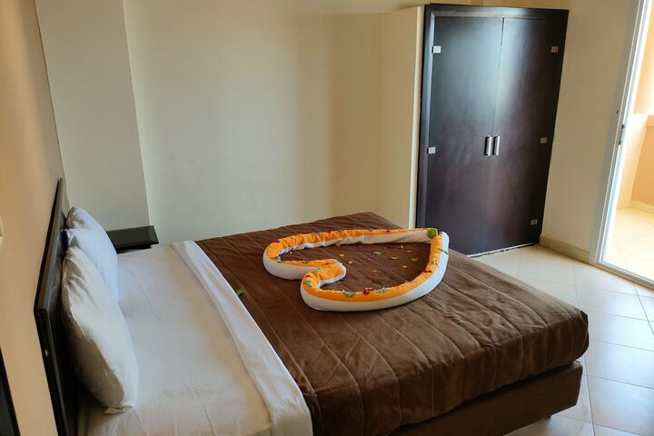 Room 3 of 41