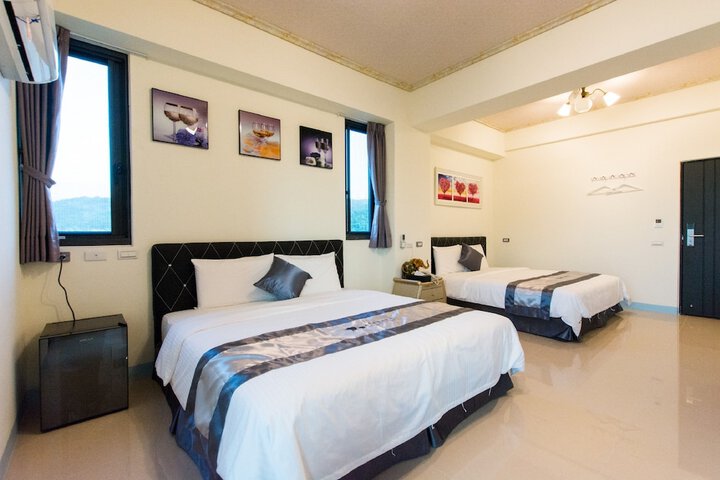 Room 25 of 110
