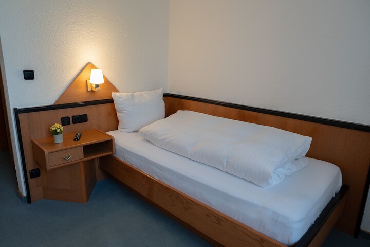 Room 20 of 63