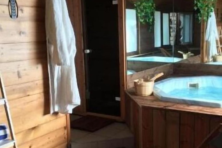Spa 18 of 52