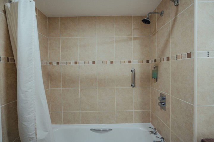 Room 25 of 72