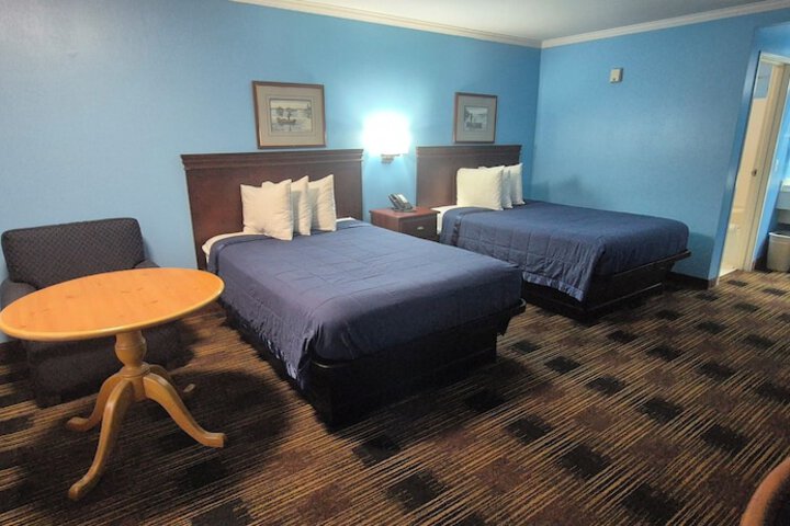 Room 18 of 64