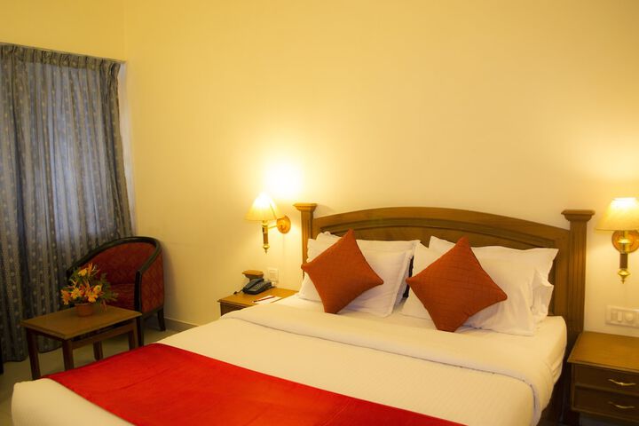 Room 3 of 8