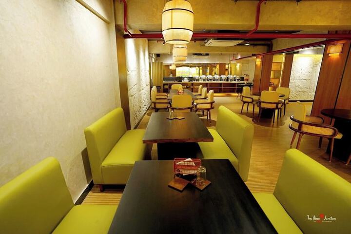 Dining 62 of 108