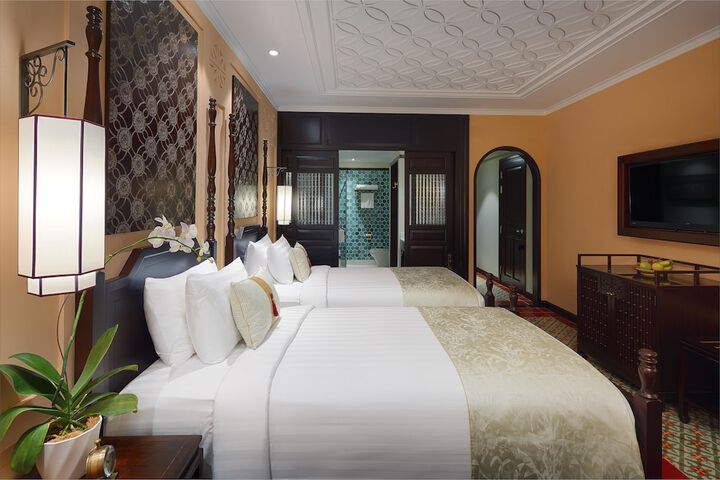 Room 7 of 74