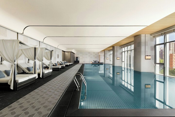 Pool 51 of 132