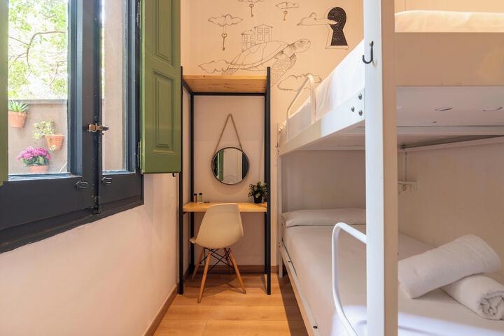 Room 7 of 31