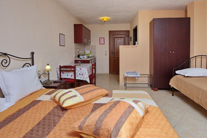 Room 4 of 45