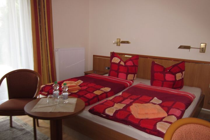 Room 3 of 5