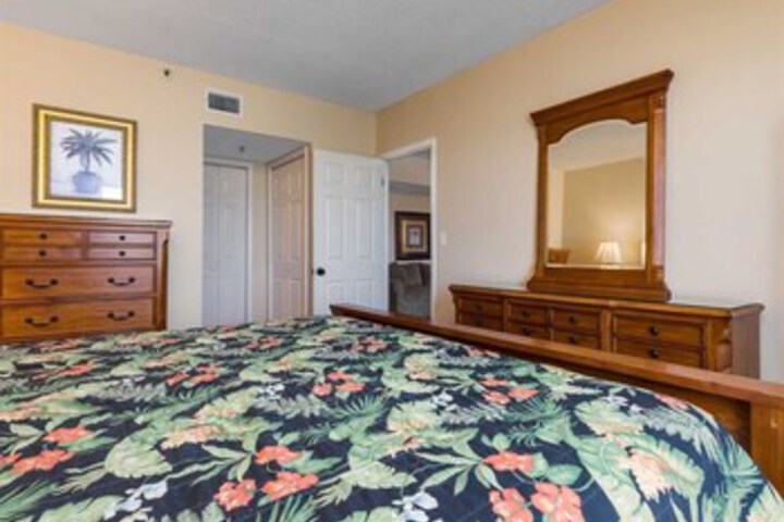 Room 124 of 152