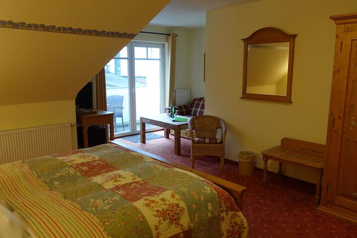 Room 6 of 55