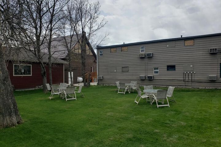 Property Grounds 44 of 55