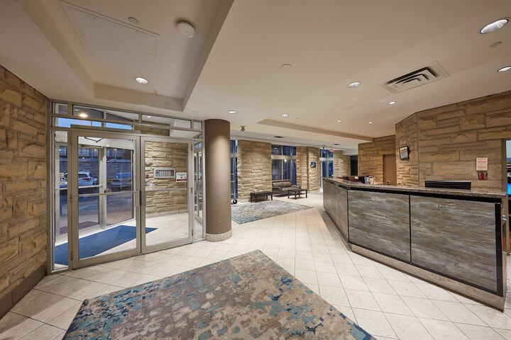 Lobby Entry