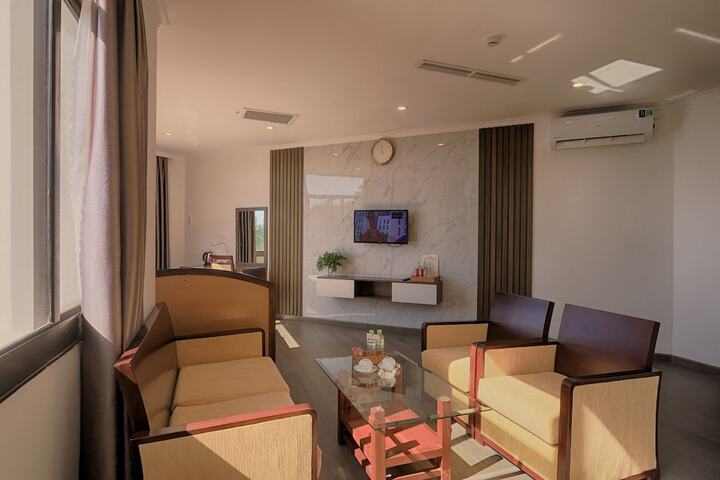 Room 26 of 42