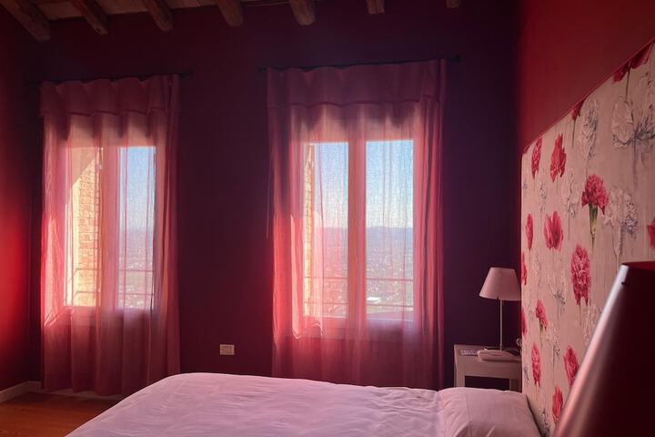 Room 14 of 43