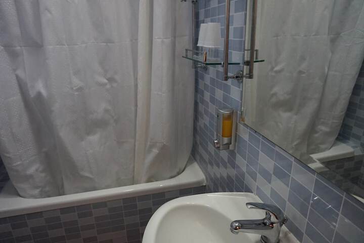 Clean Restrooms
