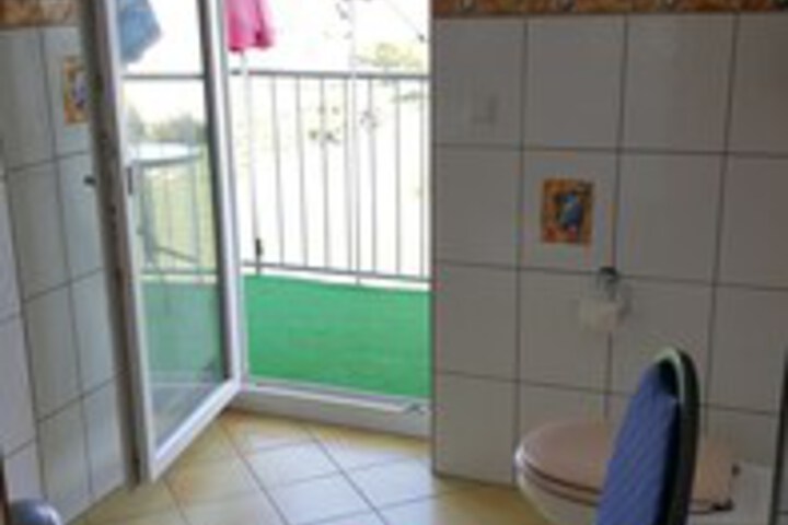 Room 4 of 30