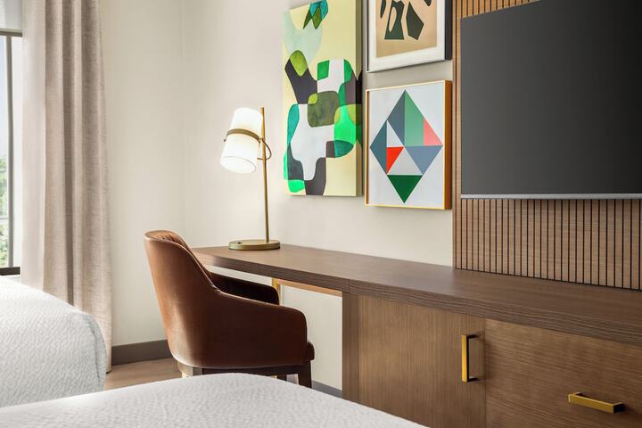 Room amenity