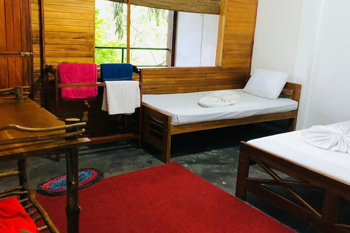 Room 5 of 26