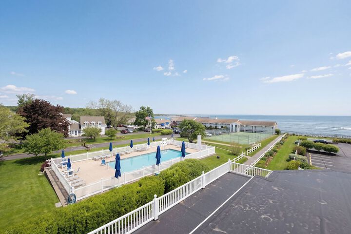 Terrace/Patio 174 of 176