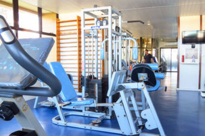 Health and Fitness 4 of 25