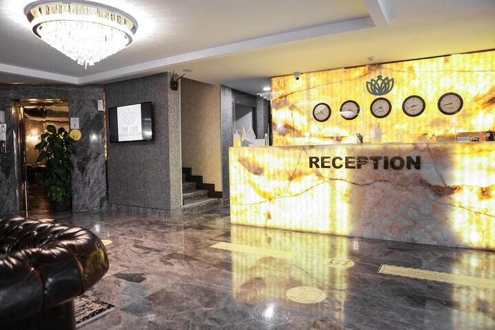 Hotel Interior 4 of 106