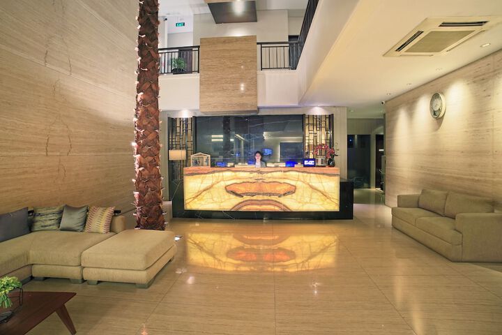 Hotel Interior 4 of 32