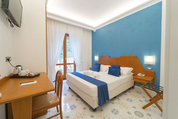 Room 22 of 58
