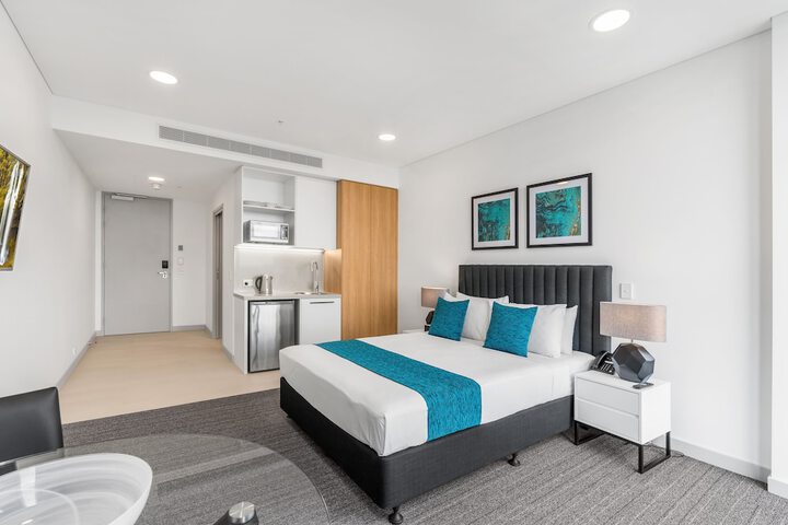 Room 12 of 71