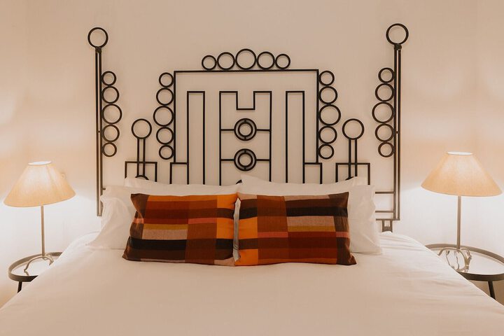 Room 31 of 104