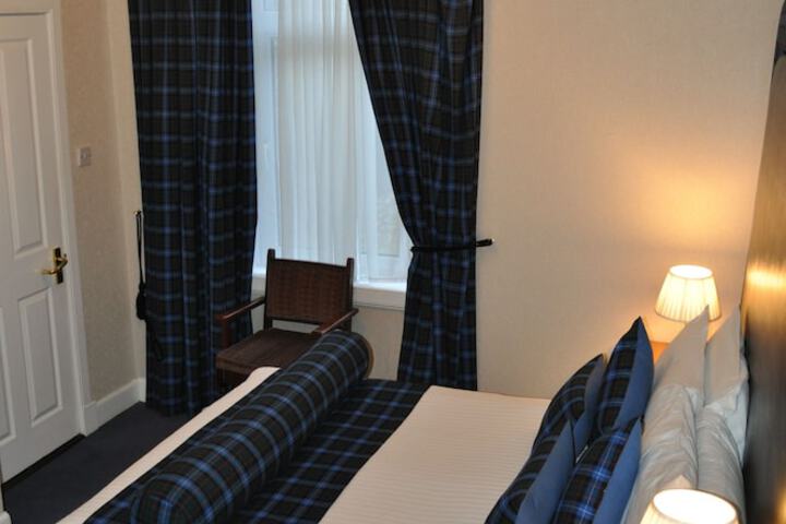 Room 47 of 91