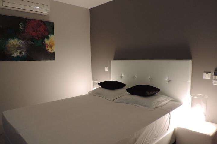 Room 22 of 53