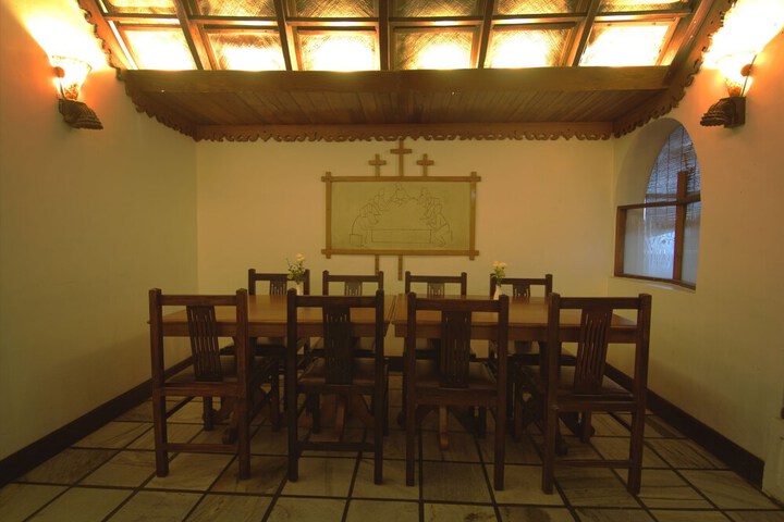 Dining Photos