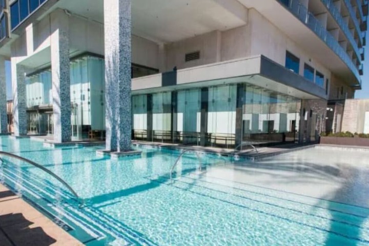 Pool 22 of 26