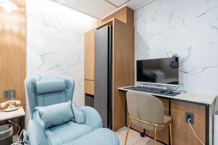 Room 36 of 109