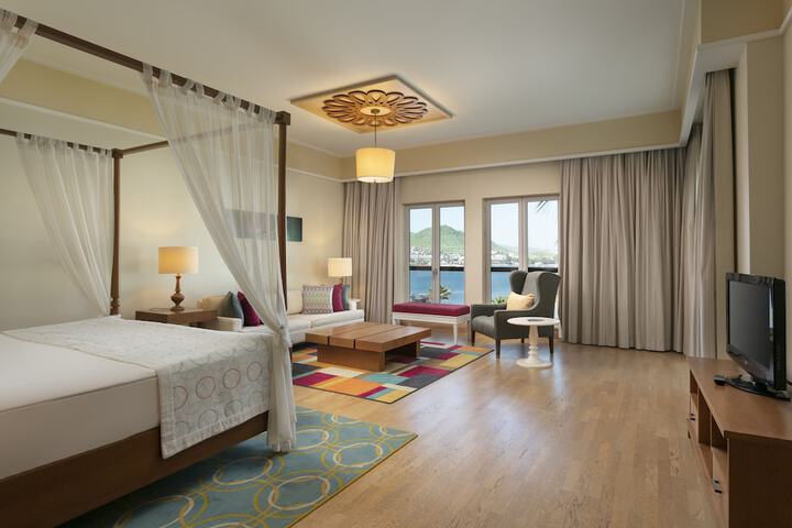 Room 5 of 164