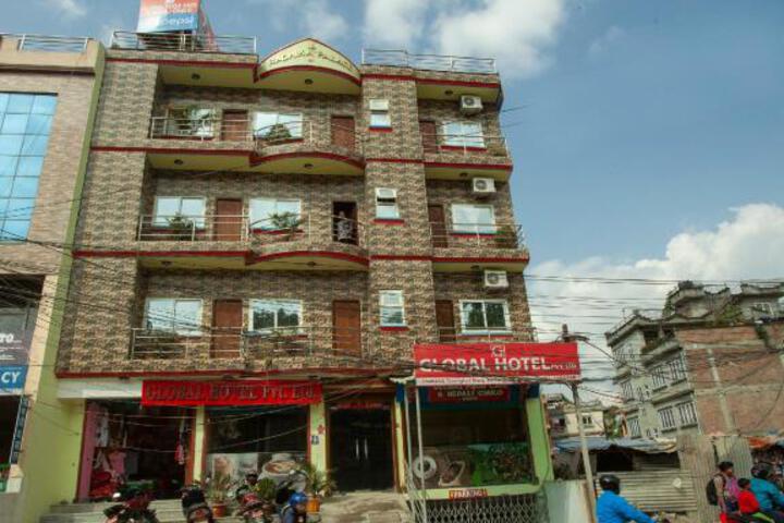 OYO 195 GLOBAL HOTEL AND RESTAURANT