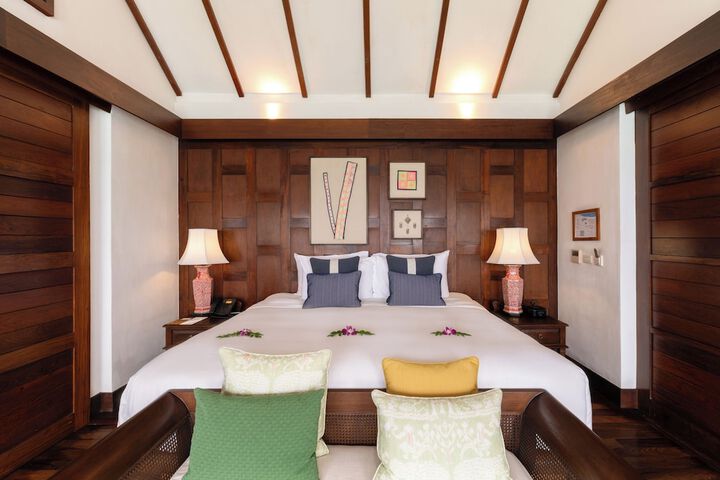 Room 6 of 54