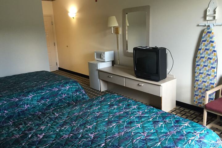 Room 5 of 17