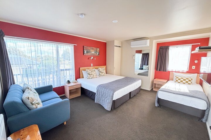 Room 11 of 101