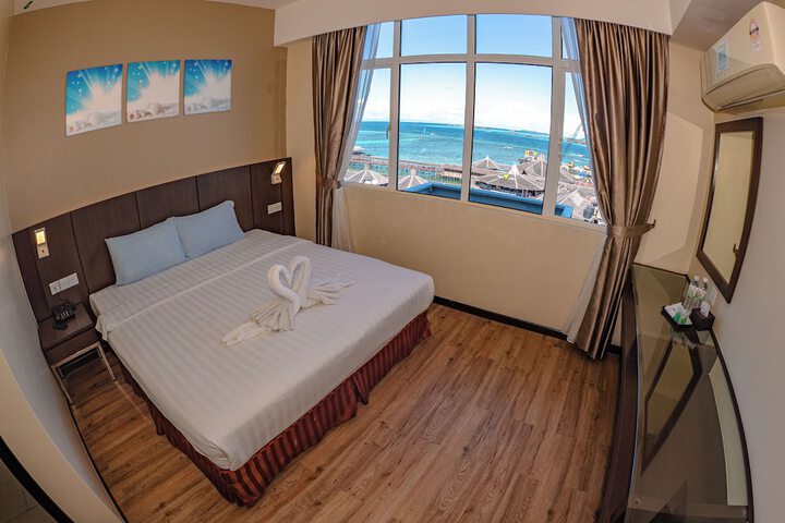 Room 19 of 49