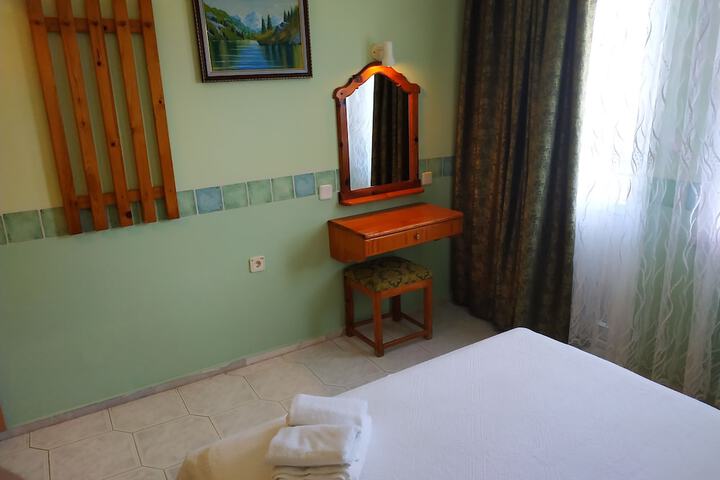 Room 17 of 74