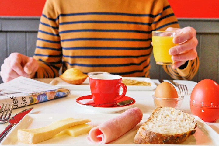 Breakfast/Coffee Service 26 of 56