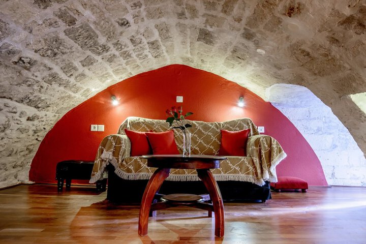 Room 40 of 75