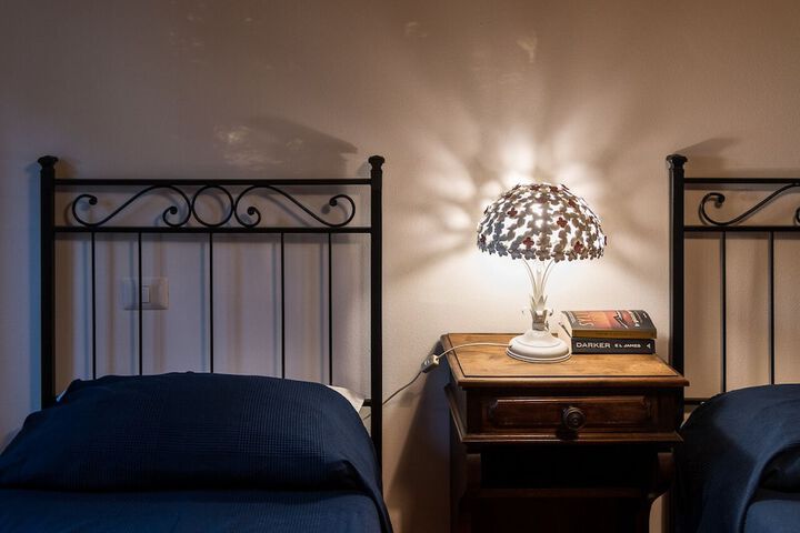 Room 10 of 64