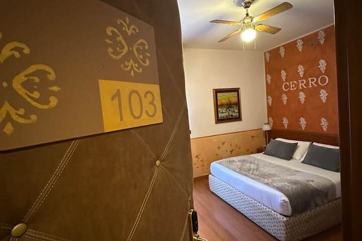 Room 16 of 46
