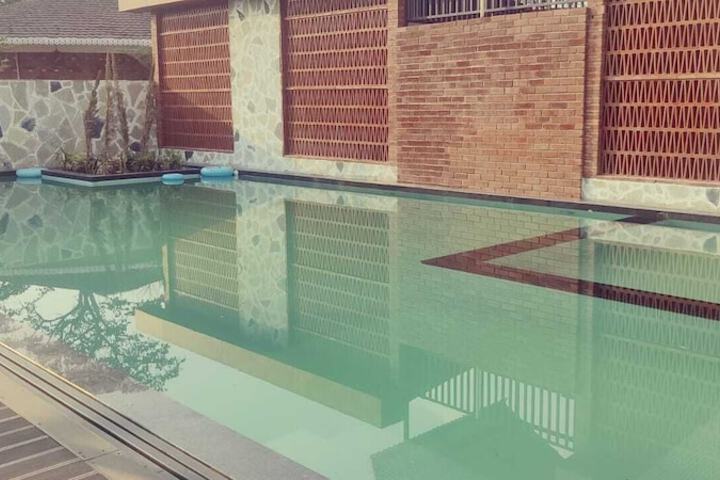 Pool 54 of 72