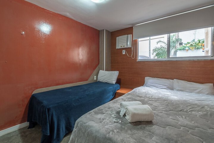 Room 2 of 43